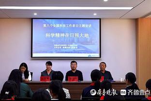 博主：申花曾想让谢晖挂帅但已放弃 逼吴金贵下课又不想掏解约金